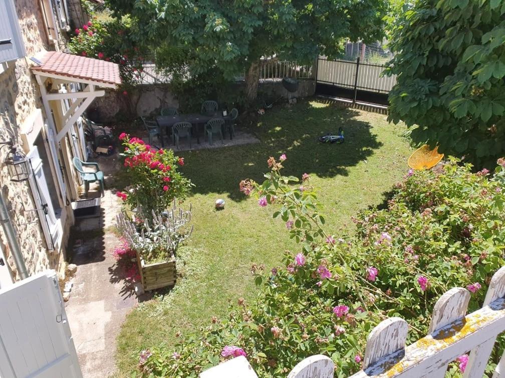 Maison De Caractere Le Rouchassier Saint-Laurent-du-Cros Bagian luar foto